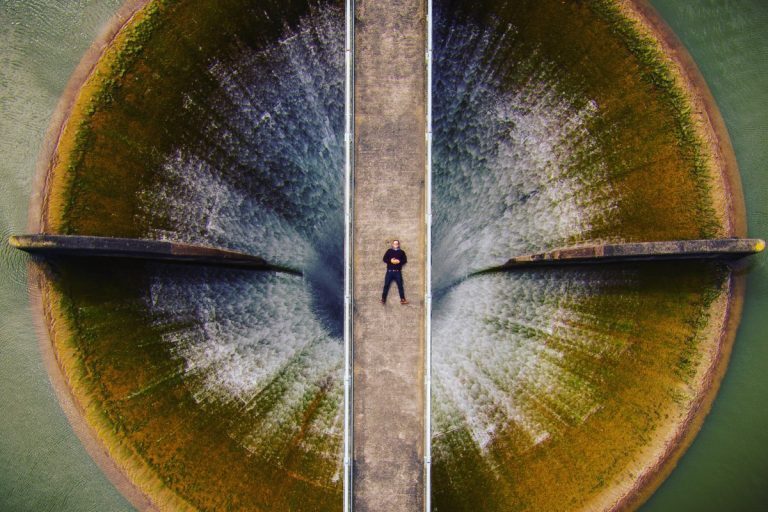 huia-dam-new-zealand-by-brandon-dixon-768x512