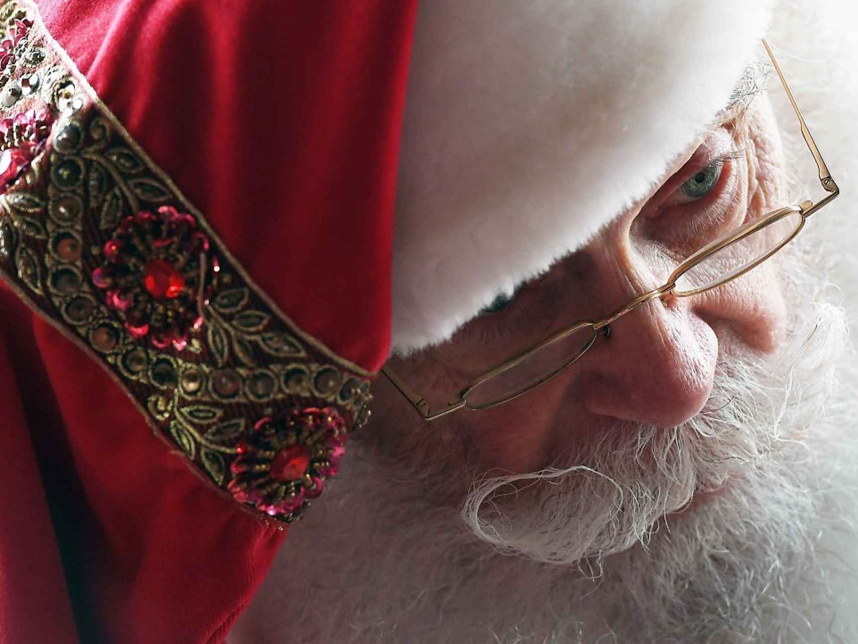 Papá Noel visita a los niños en Virginia, EEUU.