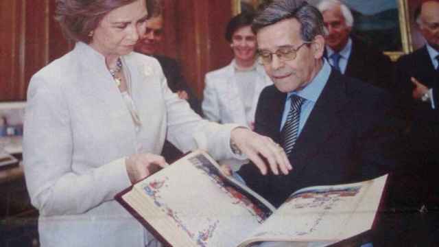 El presidente de AyN con la Reina Sofía en La Zarzuela.