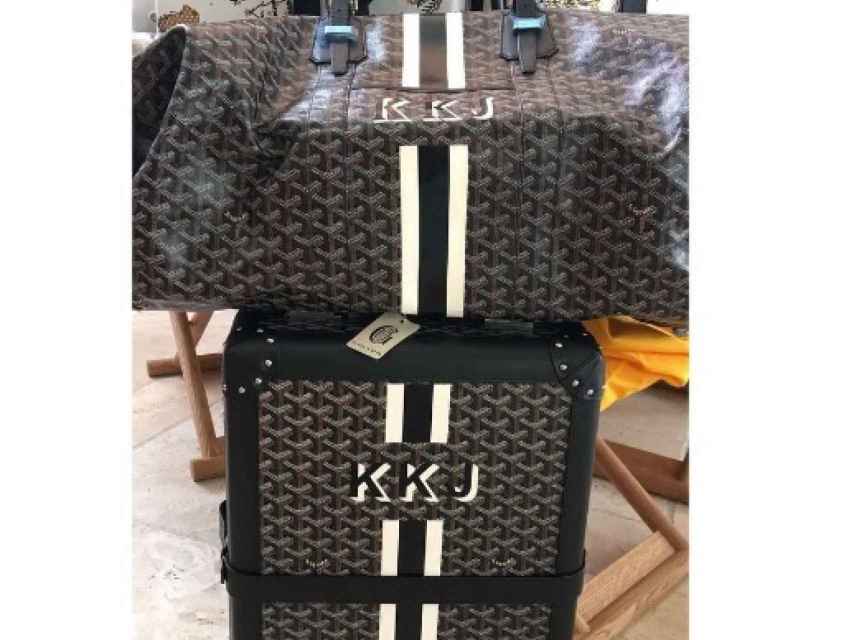 El set de maletas con sus iniciales, Kylie Kardashian Jenner.