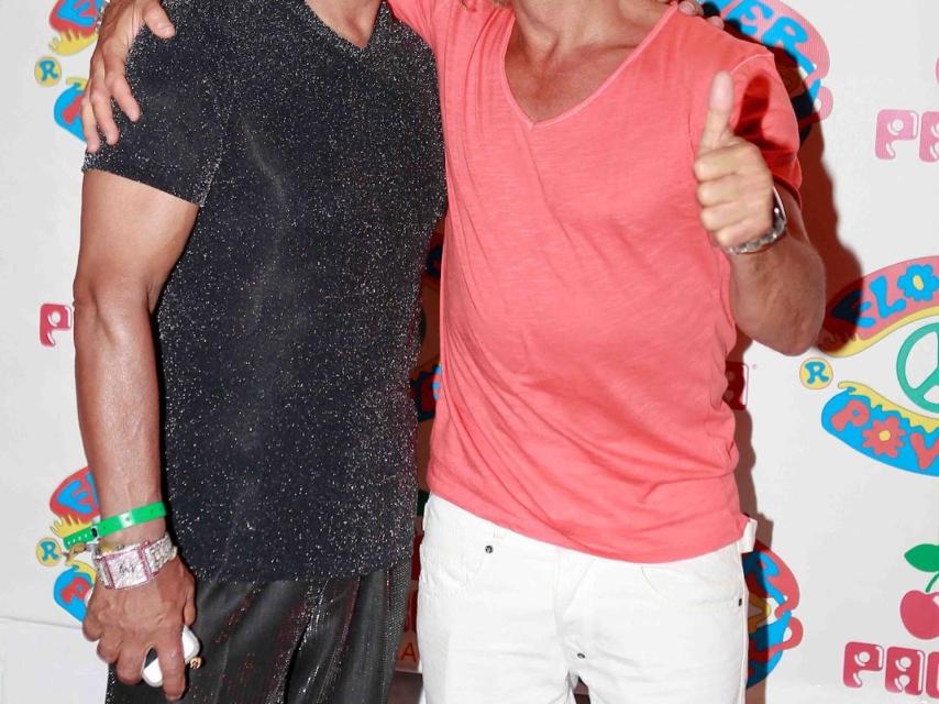 Bikram Choudhury con Nacho Cano en Ibiza