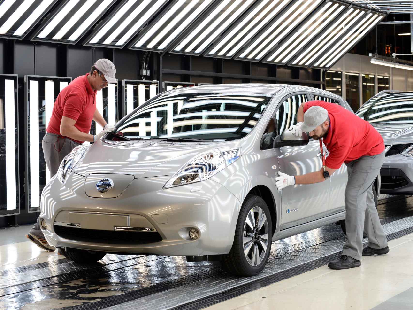 ¿Perjudicará al empleo en las fábricas la llegada del coche eléctrico?