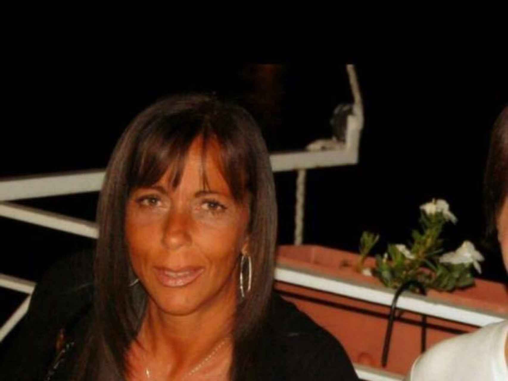 Rosaria Montaniello, una mujer de 40 años, fue tiroteada junto a su nueva pareja por el ex de ella.