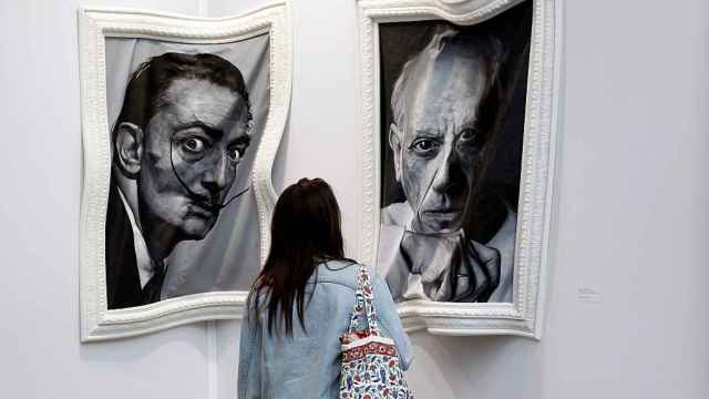Retratos de Dalí y Picasso en el Grand Palais de Paris.