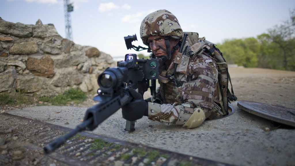 entrada personal Noticias Todos los 'gadgets' del uniforme de combate que convertirán a los soldados  españoles en 'Robocop'