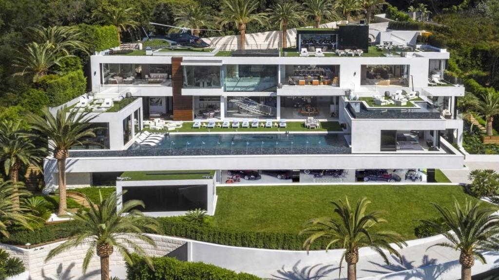 La casa de 250 millones de dólares que usted se podría comprar sólo si  viviera 100 vidas