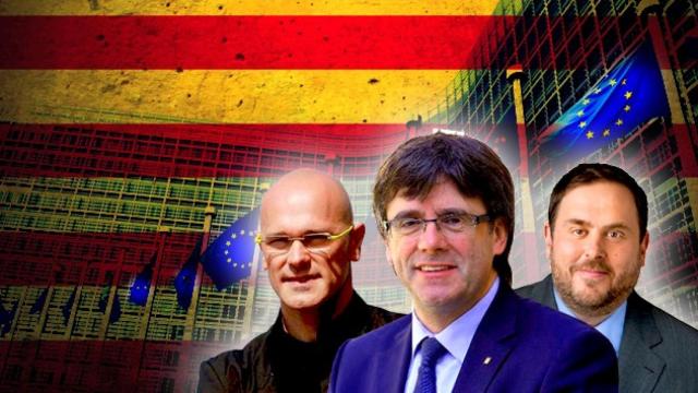 Raül Romeva, Carles Puigdemont y Oriol Junqueras, de fondo el Parlamento Europeo.