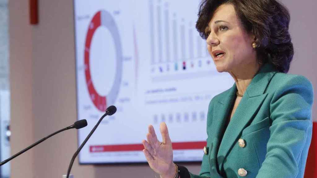Ana Botín, presidenta del Banco Santander, presenta los resultados de 2016