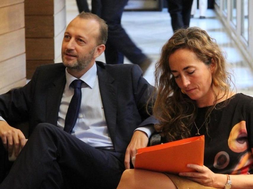 La pareja formada por Carolina Punset y Alexis Marí.