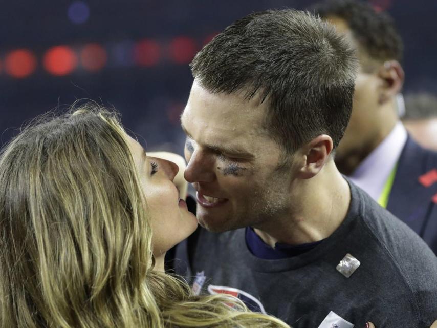 La pareja protagonizó un beso de película.