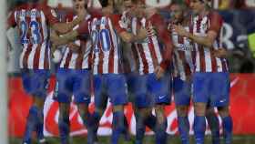 Los jugadores del Atlético celebran un gol.