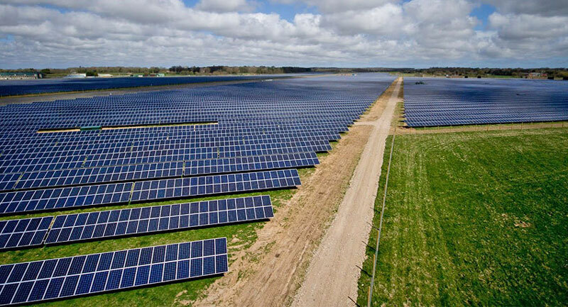 energia-solar-parque-placas-solares