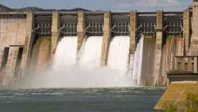 energia-hidraulica-central-hidroelectrica-embalse