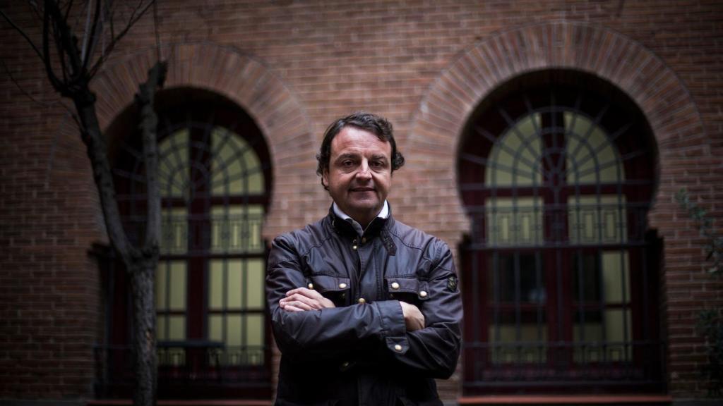 Rafael García Garrido delante de su nuevo despacho en Las Ventas.