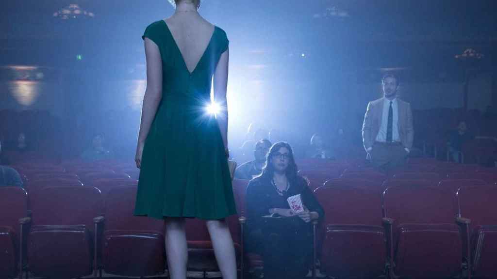 Mia con su vestido verde en una de las escenas de La La Land, Ciudad de las Estrellas, (2017).