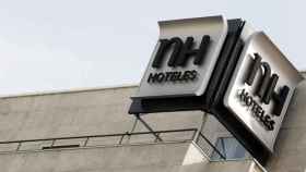 El logo de NH Hoteles en una imagen de archivo.