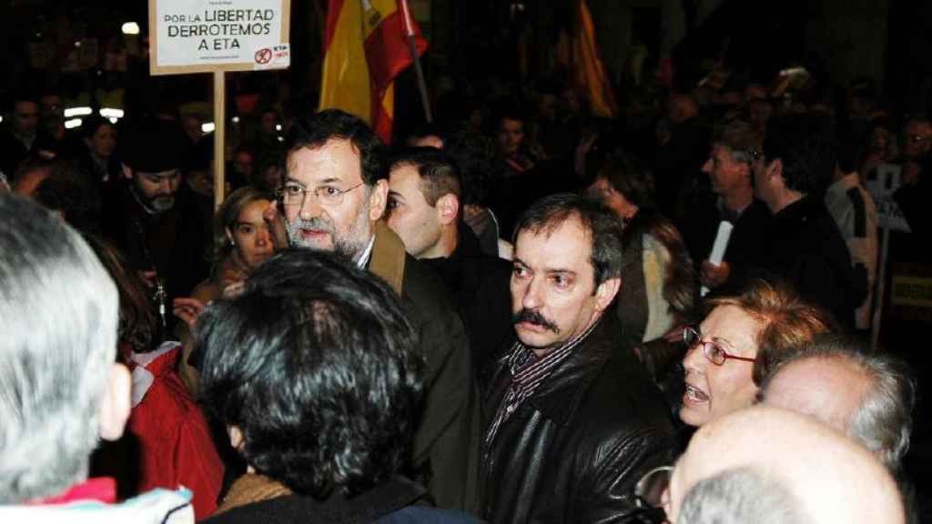 El presidente del Gobierno, Mariano Rajoy, durante una manifestación convocada por HazteOir