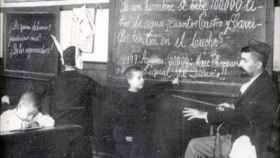Castigos en una escuela de principios del siglo XX.