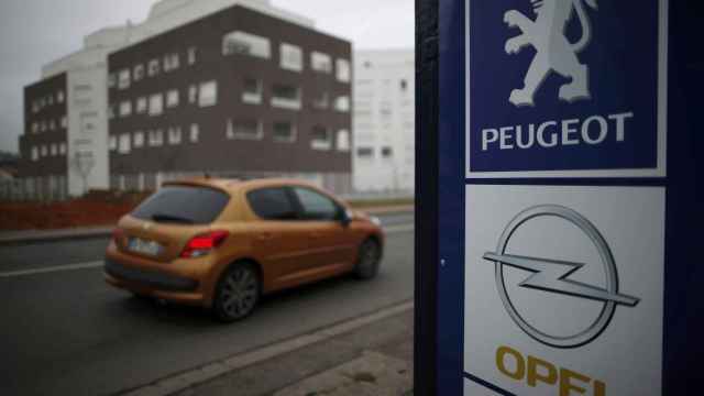 El Consejo de PSA aprueba la compra de Opel