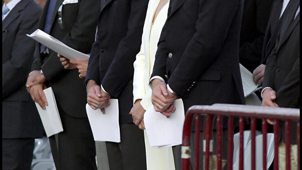 Revenga, a la derecha de la imagen, detrás de la infanta Cristina e Iñaki Urdangarin.