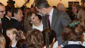 'Operación reyes': así remontan Felipe y Letizia en las encuestas