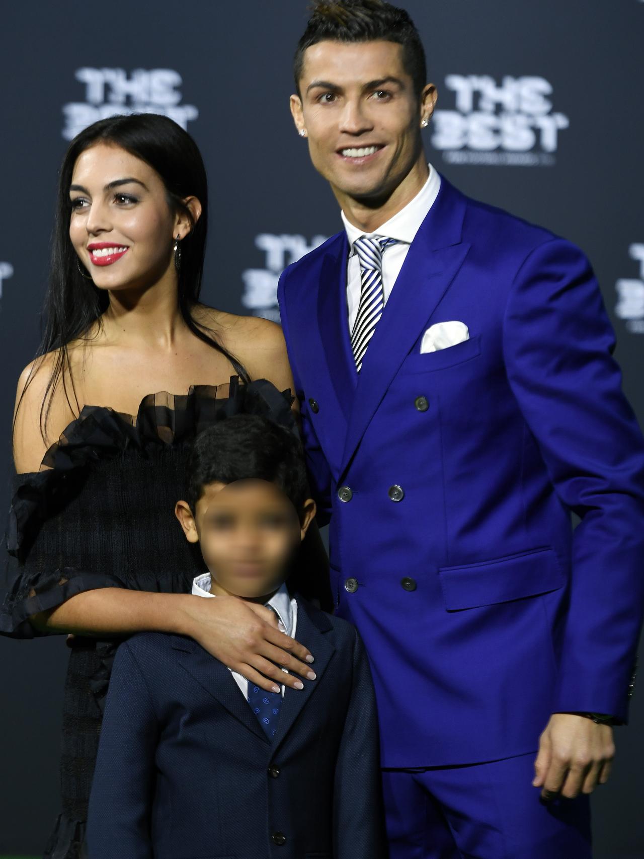 Cristiano con Georgina y su hijo Cristiano Jr.