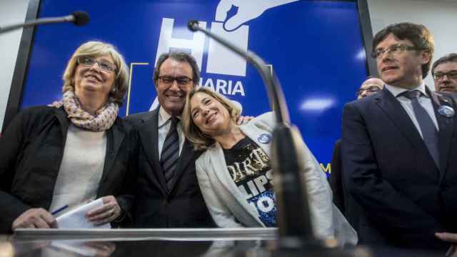 Irene Rigau, Artur Mas, Joana Ortega y Carles Puigdemont este lunes tras conocer la sentencia
