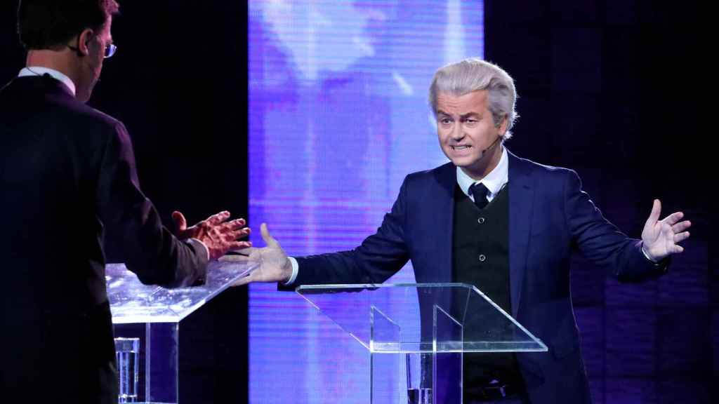 Wilders y Rutte, durante el debate a dos celebrado este lunes