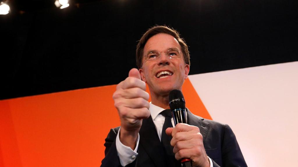 Rutte celebra su victoria