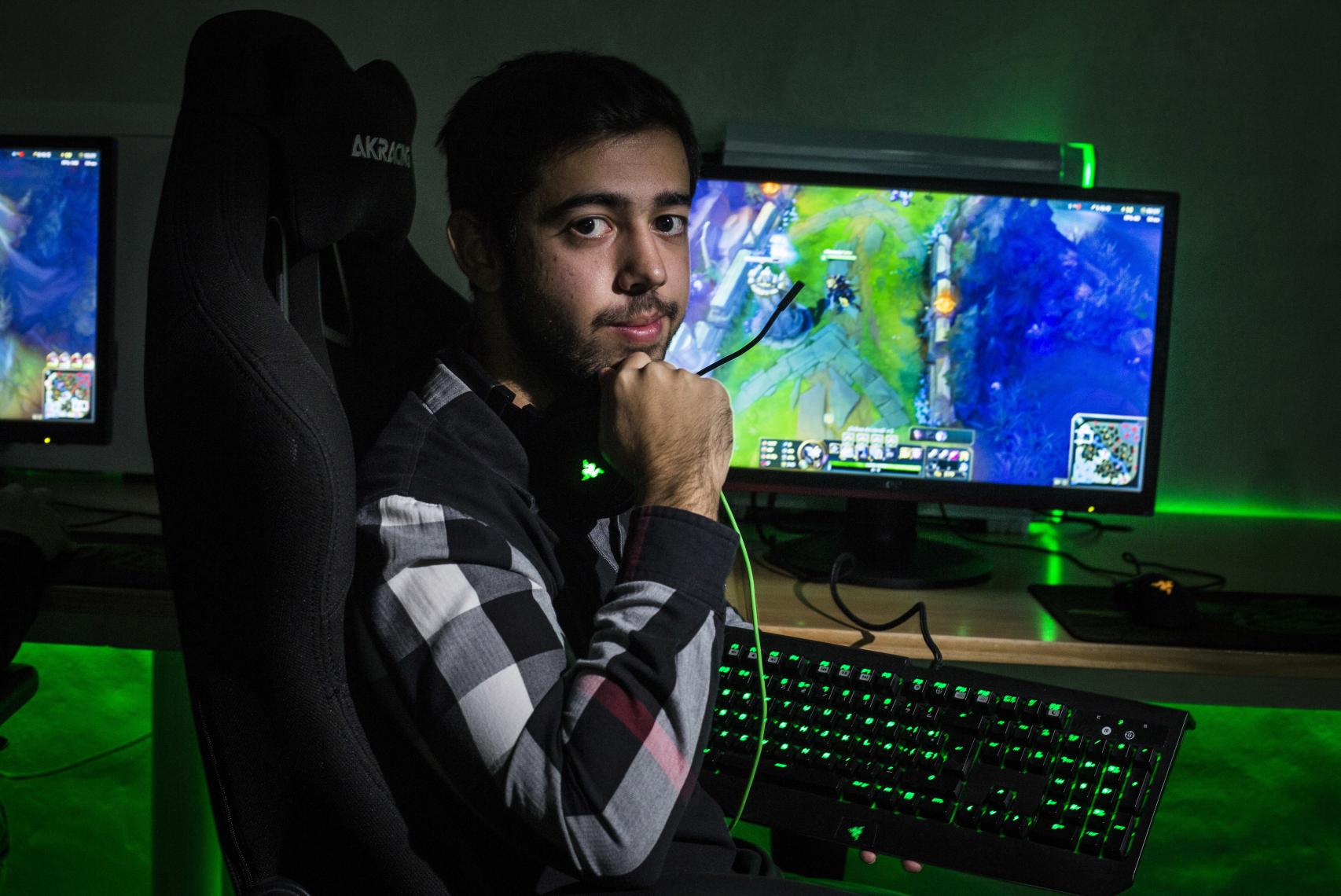 Pablo Jiménez, XGENESIS, fichaje de los Team Heretics, que milita en la segunda división de la Superliga Orange.