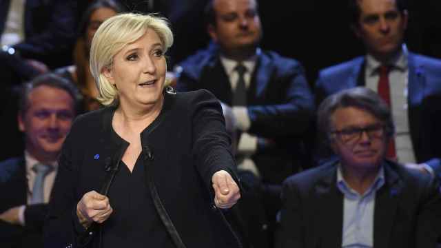 Le Pen en un momento del segundo debate presidencial.
