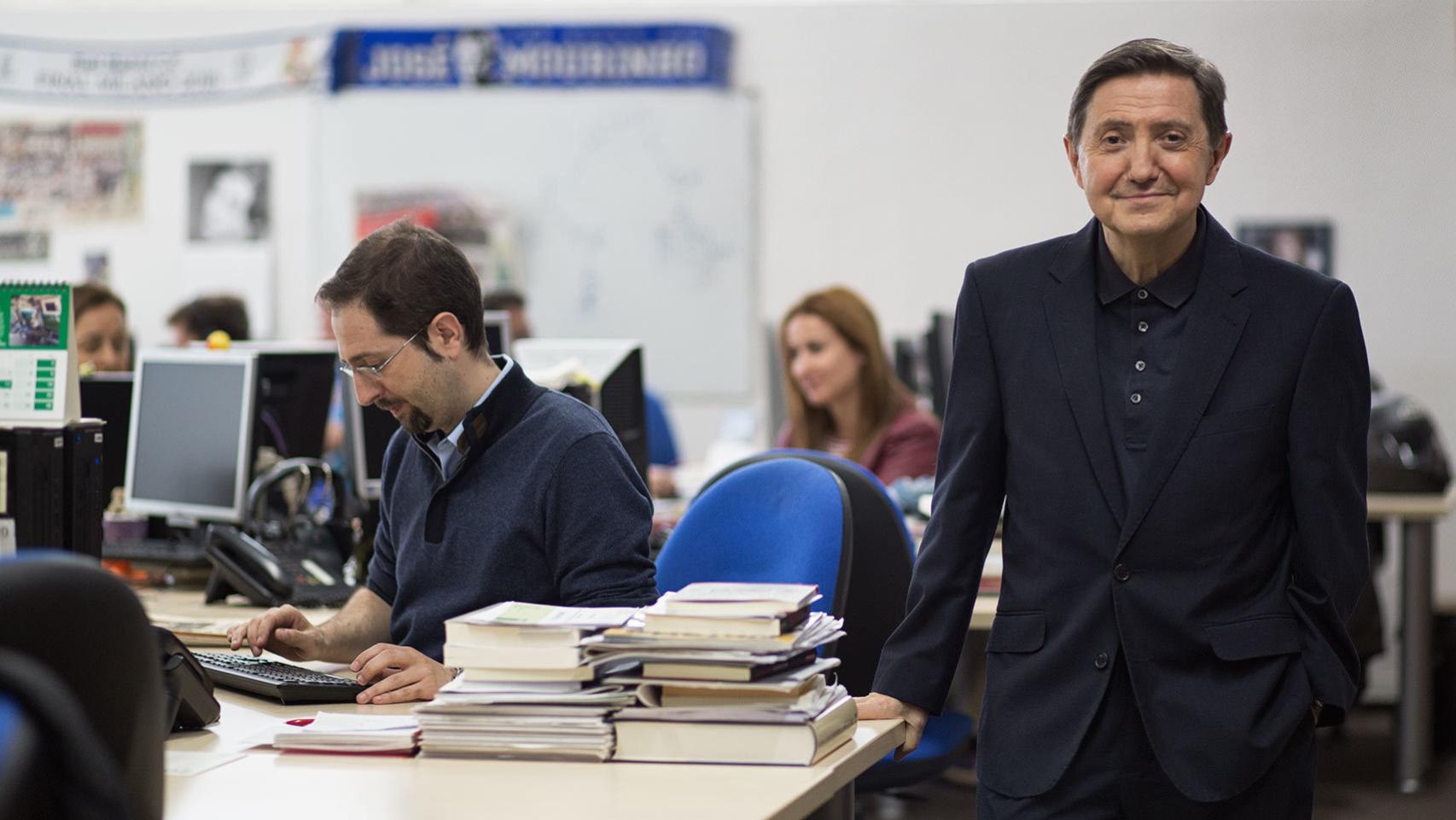 El periodista, en la redacción.