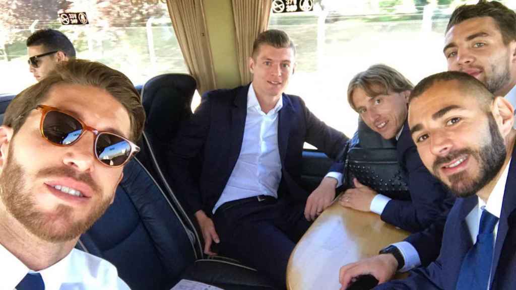 Ramos, Kroos, Modric, Kovacic y Benzema en el viaje a Múnich. Foto: Twiter (@SergioRamos)
