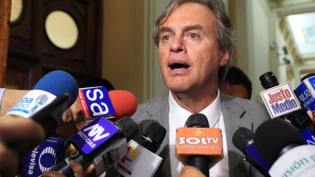El Ministro del Interior peruano, Carlos Basombrio.