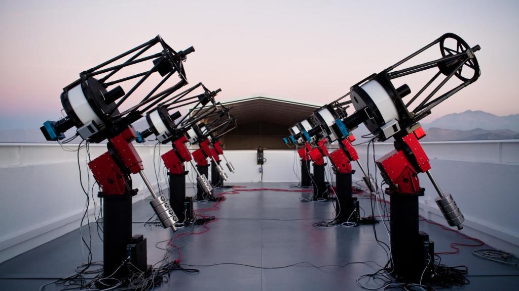 Conjunto de telescopios MEarth-1.