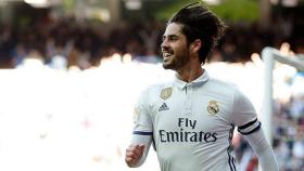 Isco celebra un gol