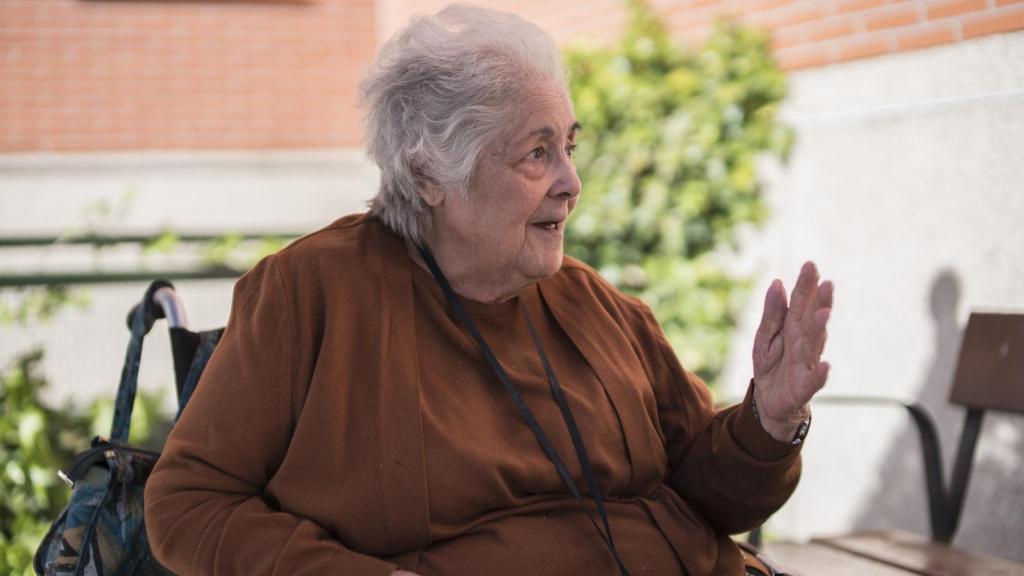 Carmen García Portu trabajó 43 años en Telefónica.