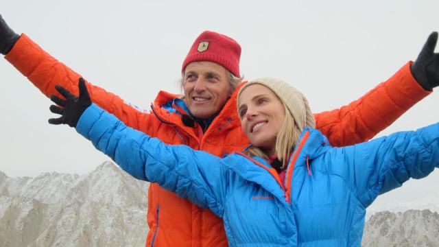 Jesús Calleja con Elsa Pataky.