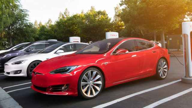 Tesla tendrá el doble de supercargadores en España a final de año