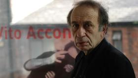 Image: Vito Acconci, el transgresor poeta de la performance