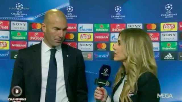 Zidane contesta en italiano a Susana Guasch