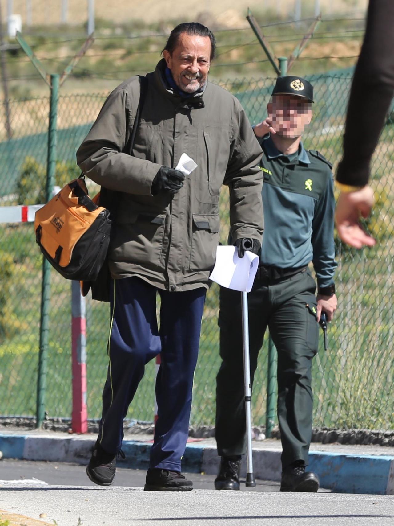 Julián Muñoz a su salida de la cárcel.