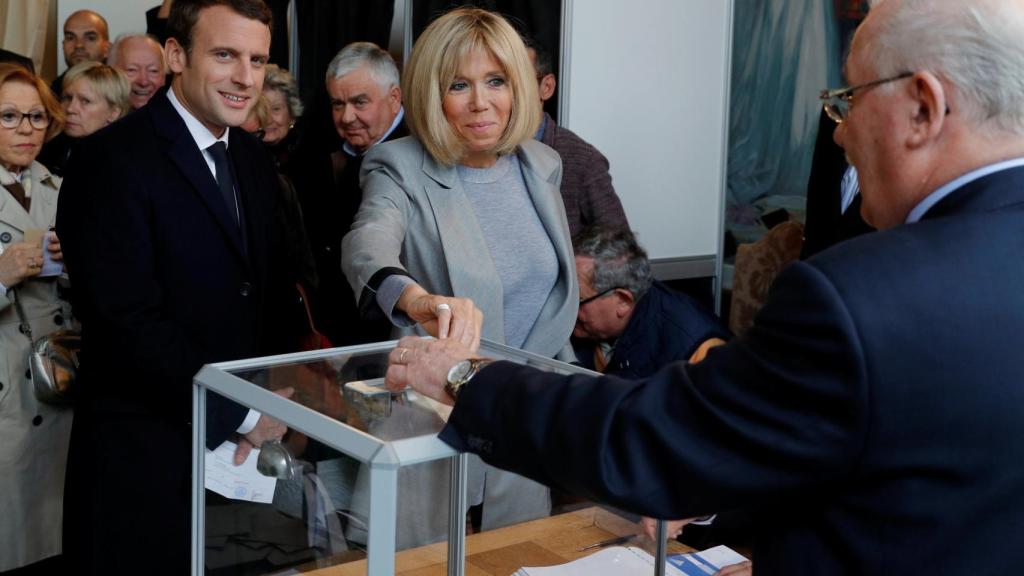 La pareja acudió a votar al mismo tiempo en la primera vuelta de las presidenciales.