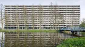 Image: La rehabilitación de un bloque de apartamentos gana el Mies van der Rohe de arquitectura