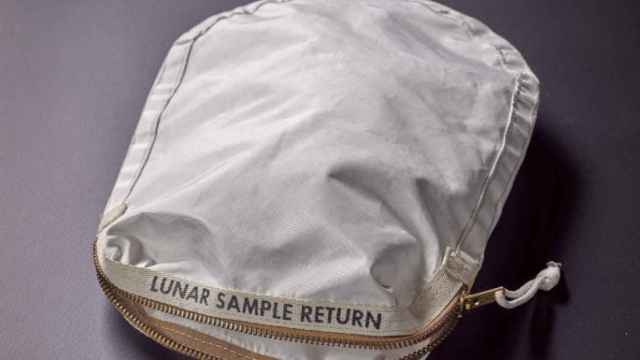 La bolsa que estuvo en la luna.