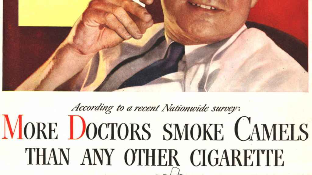 ¿Médicos anunciando tabaco? Sí, era la norma en los años 1950