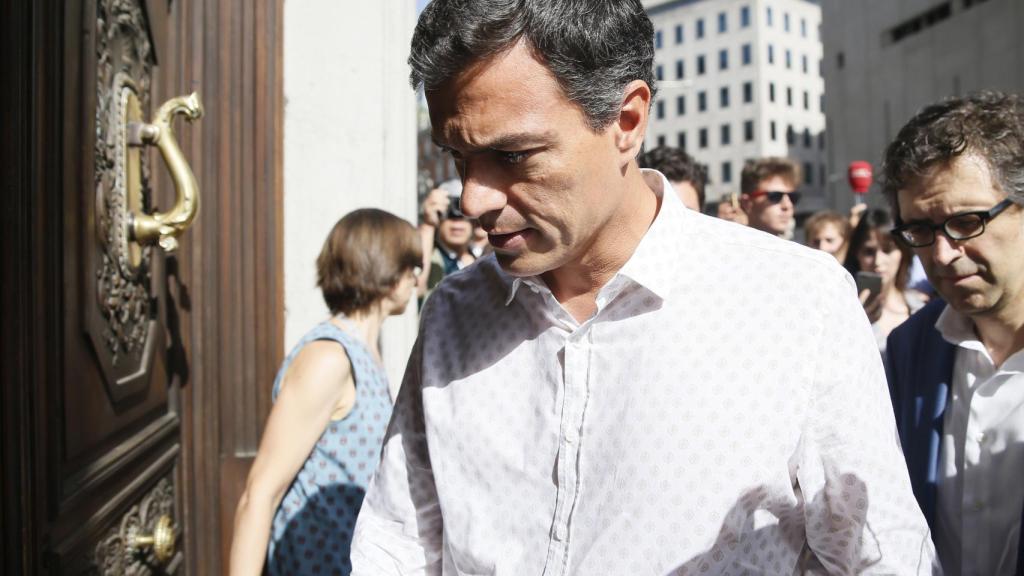 Pedro Sánchez vuelve al Congreso de los Diputados.
