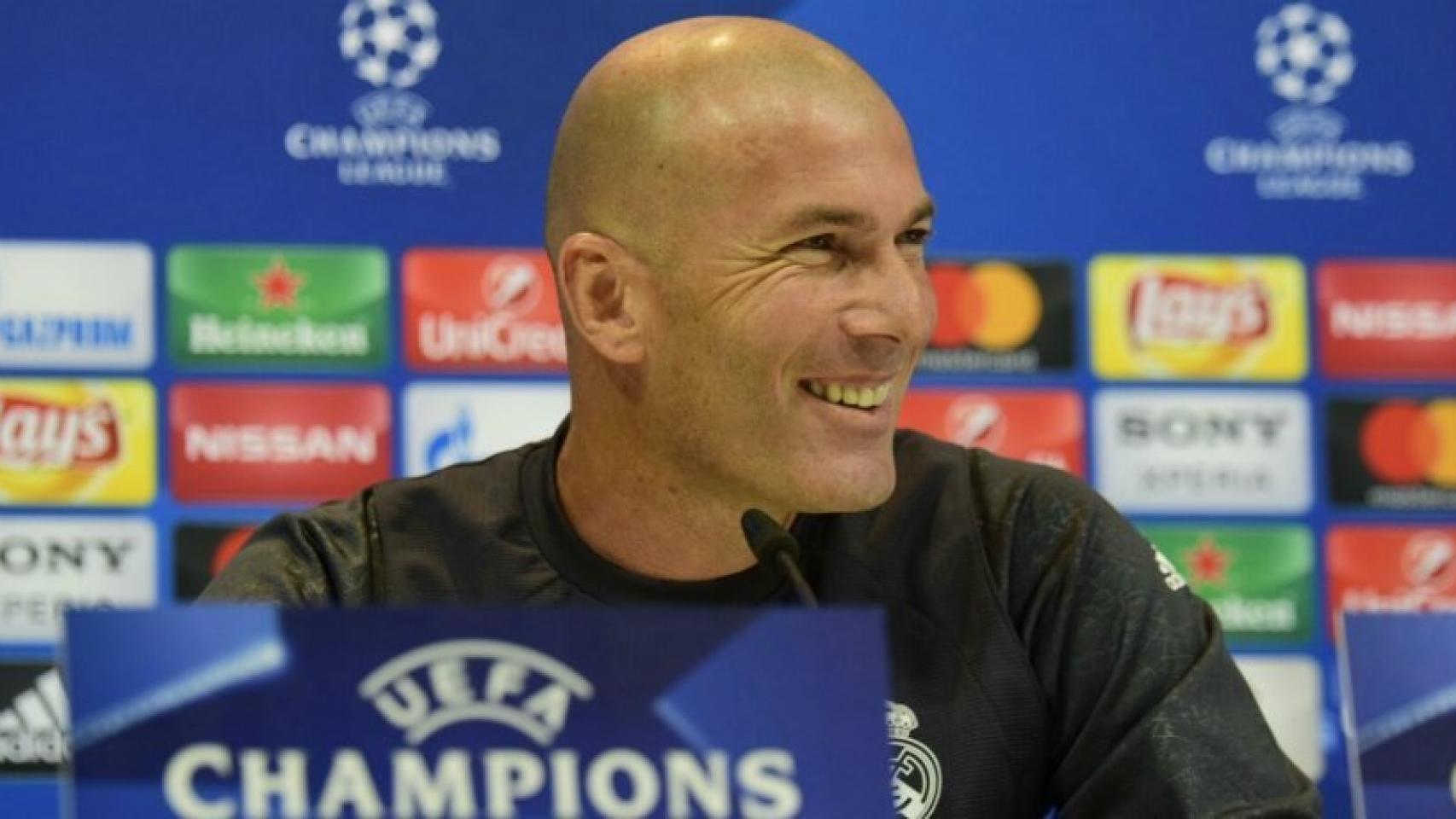 Zidane en la rueda de prensa. Foto: Lucía Contreras / El Bernabéu