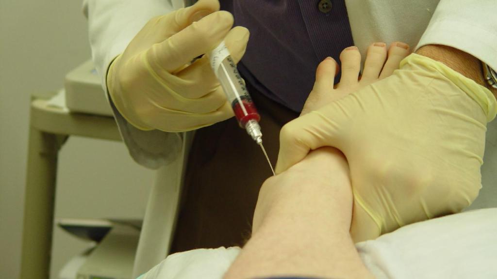 ¿Eres mayor y te gusta tirar el dinero? Esta empresa ofrece rejuvenecerte con sangre joven