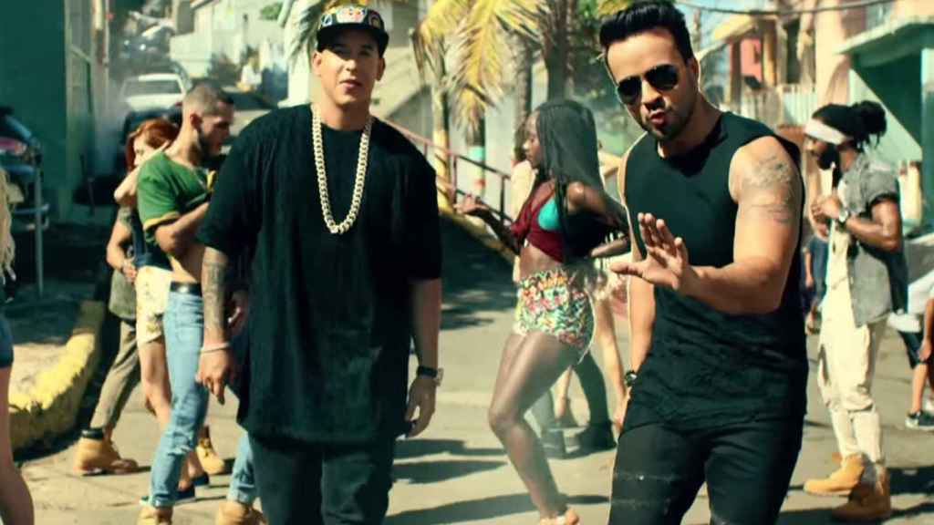 Luis Fonsi y Daddy Yankee en el vídeo de Despacito.